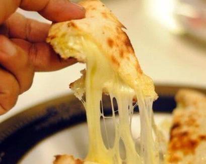 チーズナン Cheese Nan